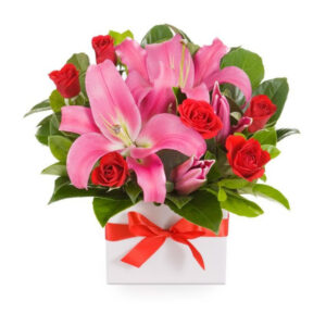 Pink Lily & Red Rose Delight Box – Harrisdale
