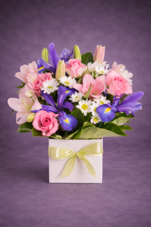 Fresh Blooms in a Gift Box – Ready-to-Gift Flowers Harrisdale WA