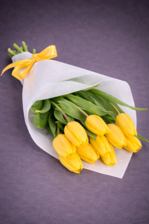 Pink Gerbera Daisies in White Gift Box – Signature Flowers Harrisdale WA